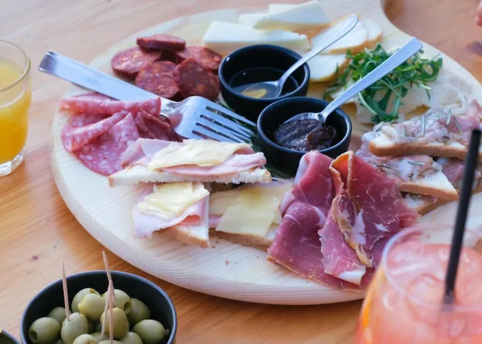 Le Alpi - Azzurro Club